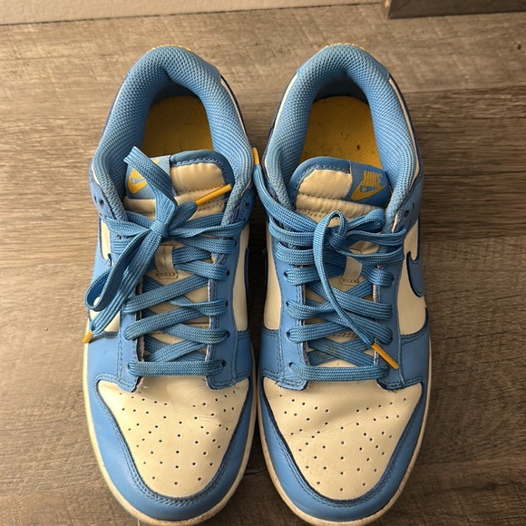 University blue Nike dunks women 7.5 men 6.5 - Picture 2 of 3